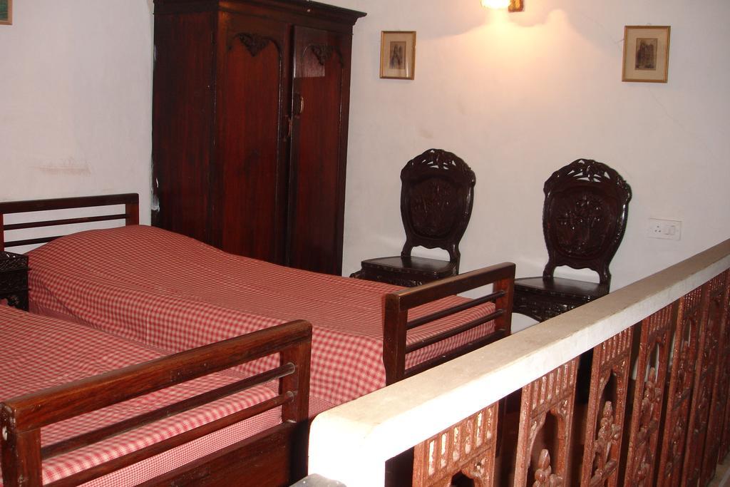 The Red House Bed & Breakfast Ooty Cameră foto