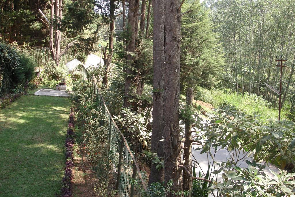 The Red House Bed & Breakfast Ooty Exterior foto