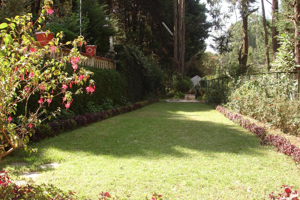 The Red House Bed & Breakfast Ooty Exterior foto