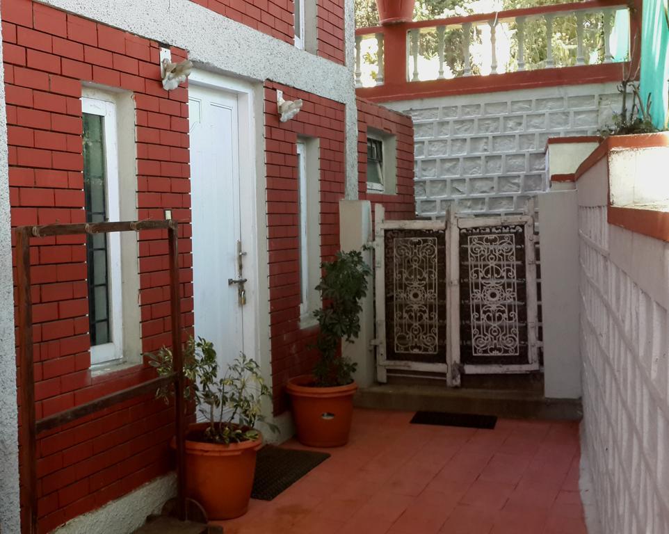 The Red House Bed & Breakfast Ooty Cameră foto